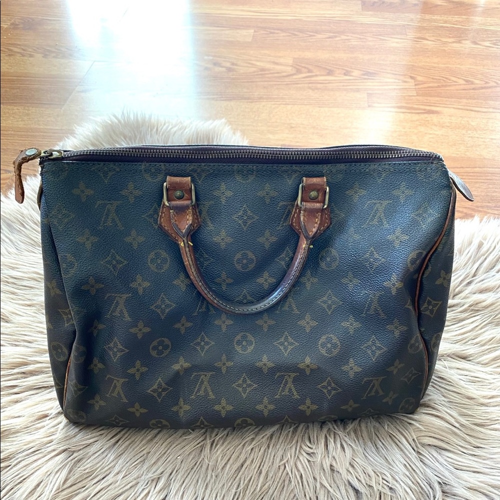 Authentic Louis Vuitton Speedy 35